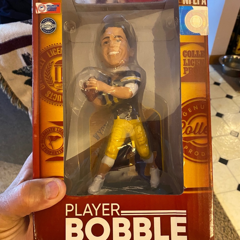 NFPLA 2018 Josh Allen bobble head Foco